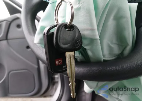 2004 Hyundai Elantra Gls/Gt из США, поврежденный, VIN KMHDN46D24U803617